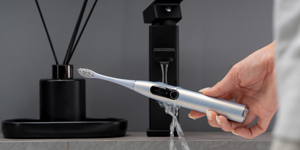 Розумна зубна електрощітка Oclean X Pro Digital